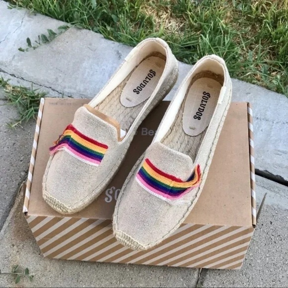 Soludos | Pride Rainbow Smoking Slipper Sand Size 7.5